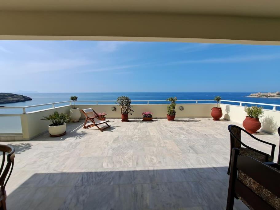 Seaview Flora'S Luxury Apartment-300Meters From The Beach Rethymno Exteriör bild