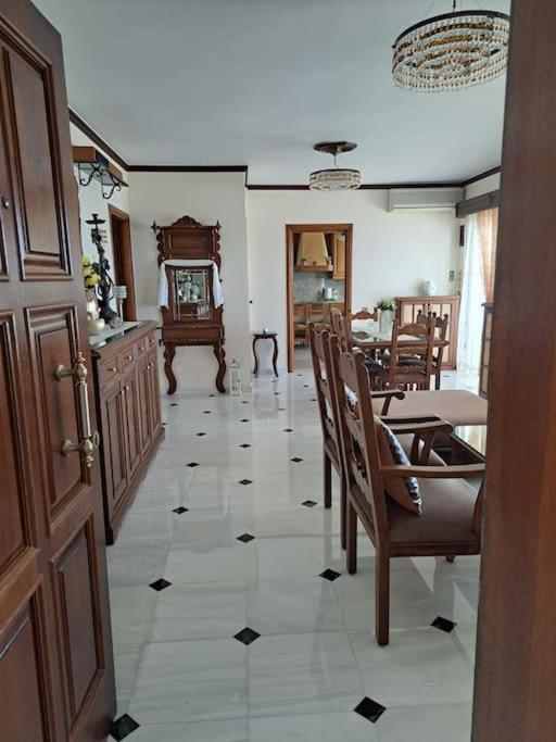 Seaview Flora'S Luxury Apartment-300Meters From The Beach Rethymno Exteriör bild