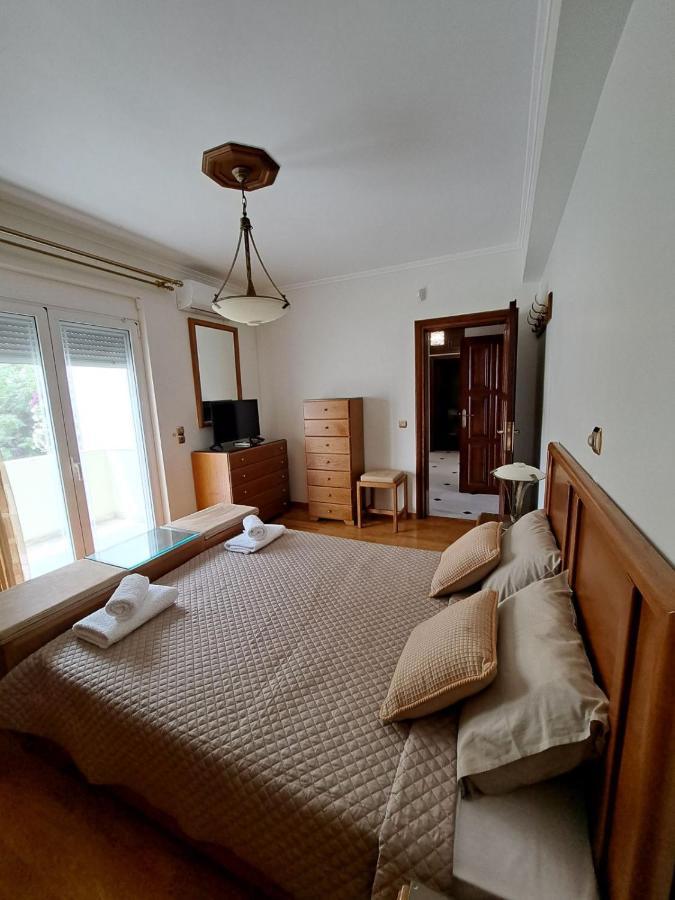 Seaview Flora'S Luxury Apartment-300Meters From The Beach Rethymno Exteriör bild