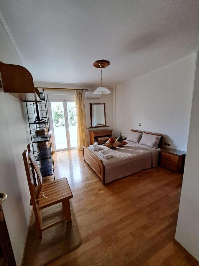 Seaview Flora'S Luxury Apartment-300Meters From The Beach Rethymno Exteriör bild